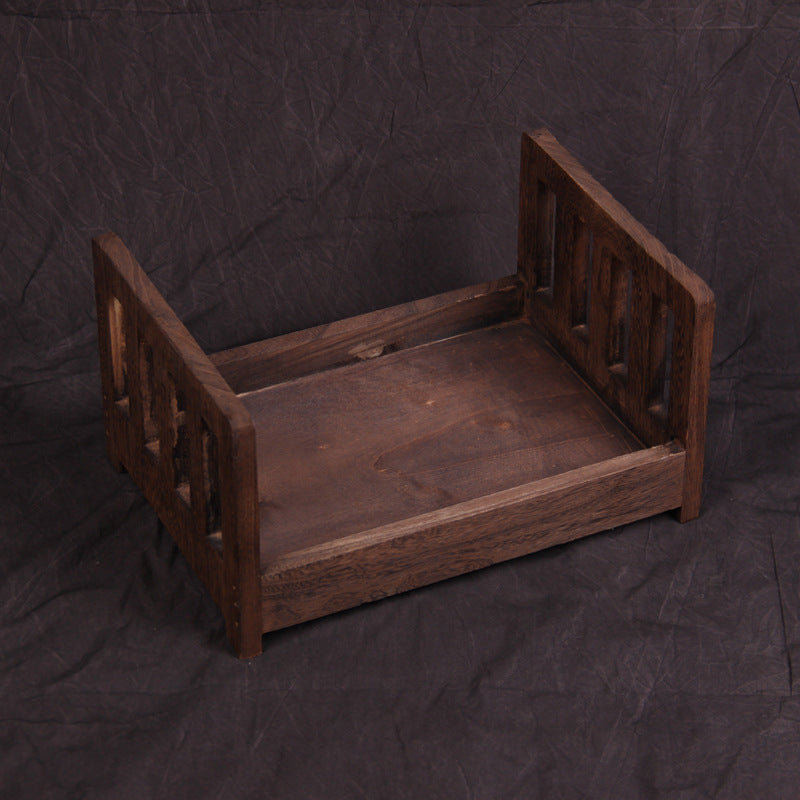 Wooden newborn photography prop crib - Baby photo shoot bed